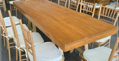 ¿Cuánto mide una mesa rectangular de 4 sillas?